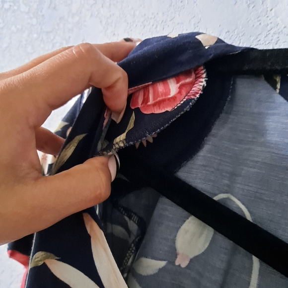 R - Wear Vintage Floral Dress - Picture 8 of 8